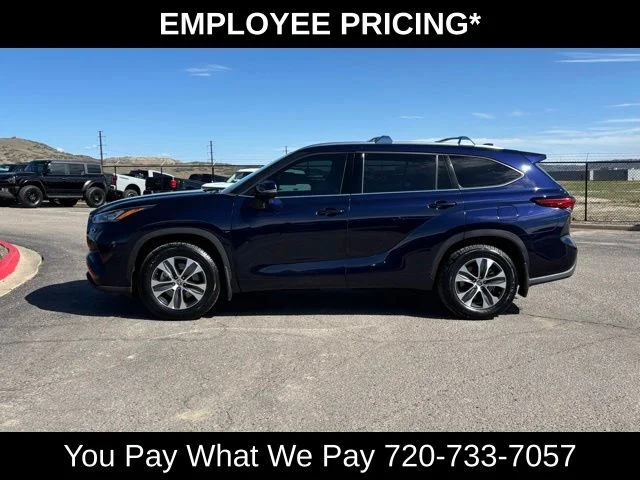 Used 2020 Blue Toyota XLE image 2