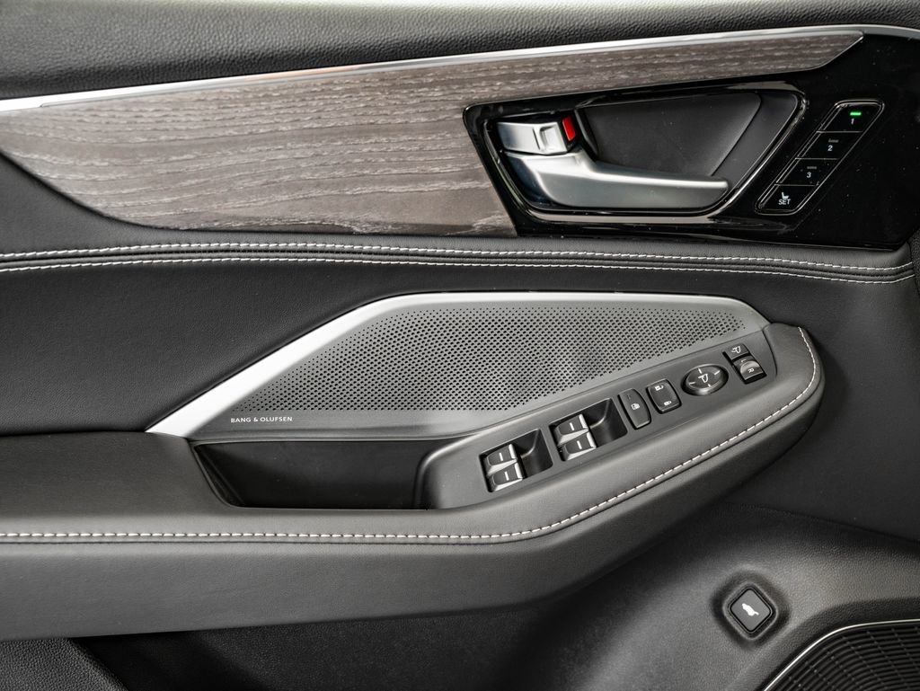 New 2026 Liquid Carbon Metallic Acura Advance Package image 25