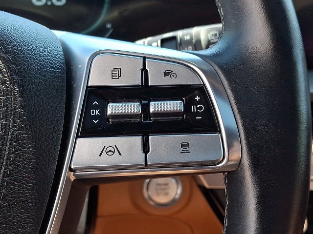Used 2024 Green Kia EX X-Line image 26
