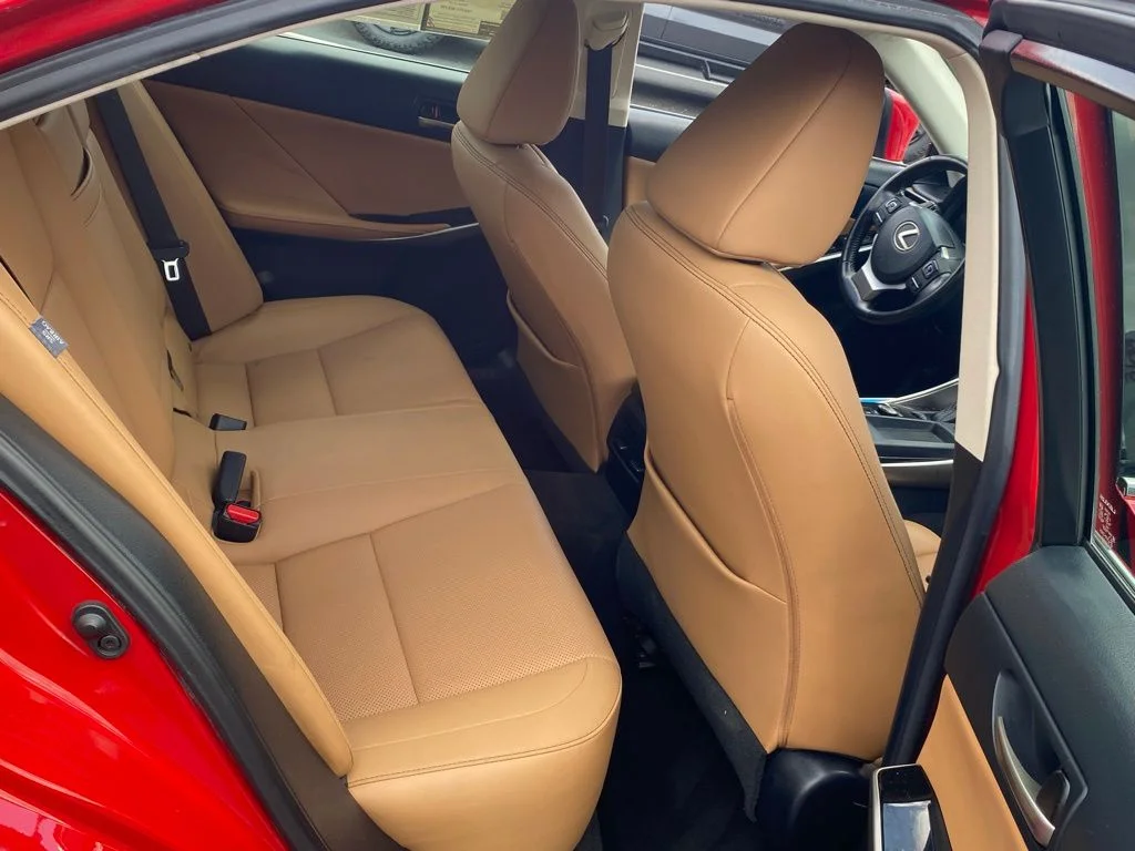 Used 2019 Red Lexus 300 image 17