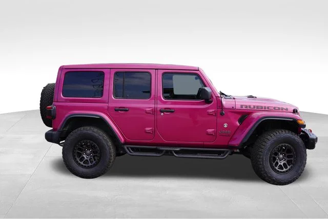Certified Used 2021 Red Jeep Unlimited Rubicon image 2