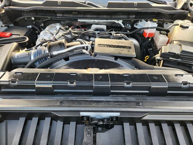 2025 Chevrolet Silverado 2500HD ZR2 - Photo 31