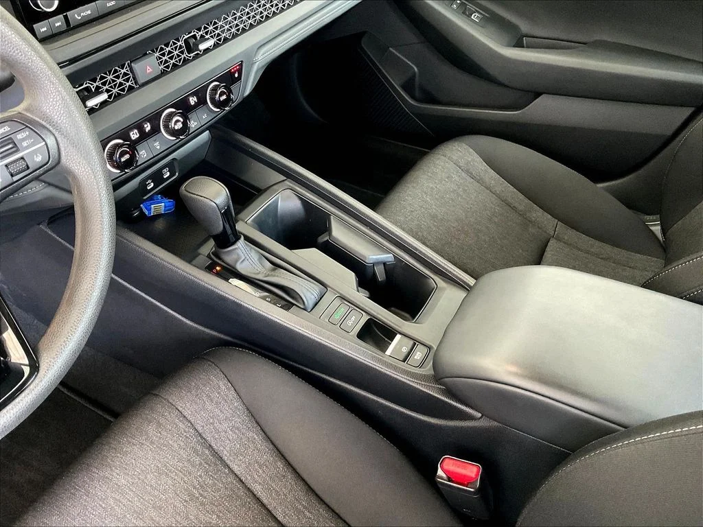 2025 Honda Accord SE - Photo 20