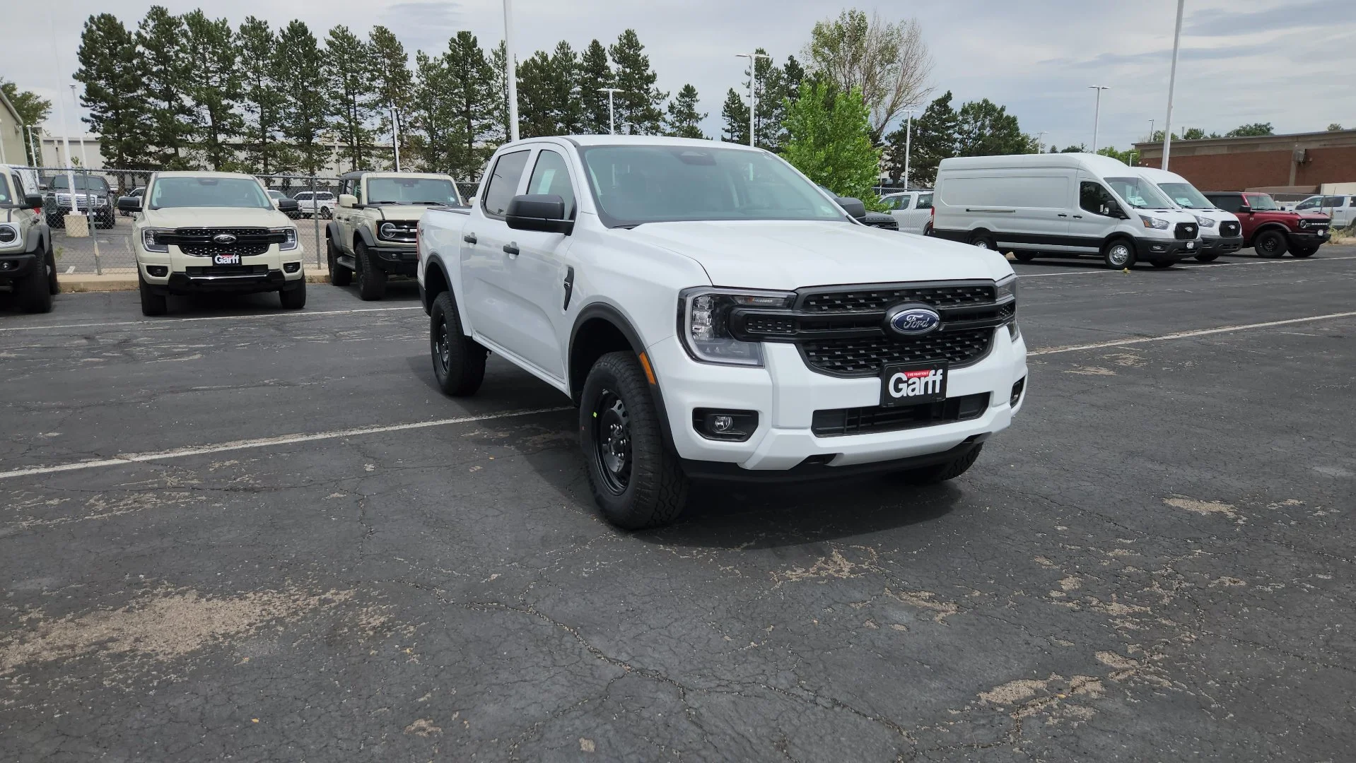 New 2026 Oxford White Ford XL image 9