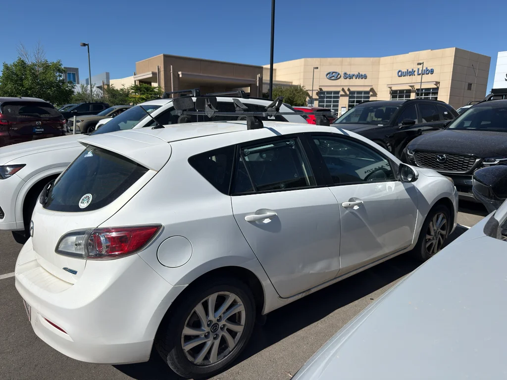 Used 2013 Crystal White Pearl Mica Mazda i Touring image 6