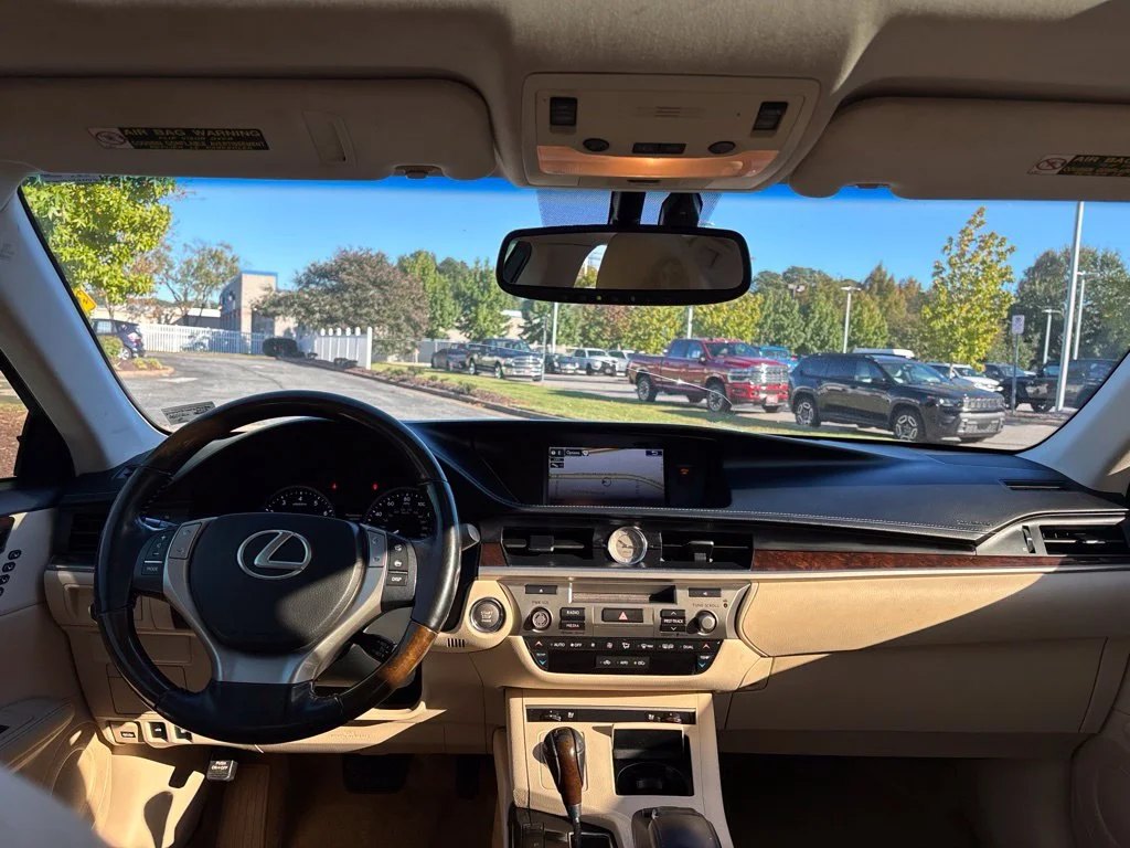 Used 2015 Black Lexus 350 image 8