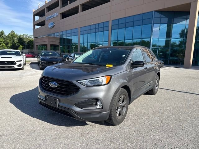 2022 Ford Edge SEL AWD's photo