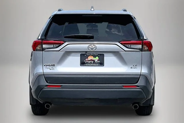 Used 2025 Silver Toyota LE image 6