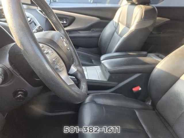 Used 2017 Black Nissan Platinum image 7