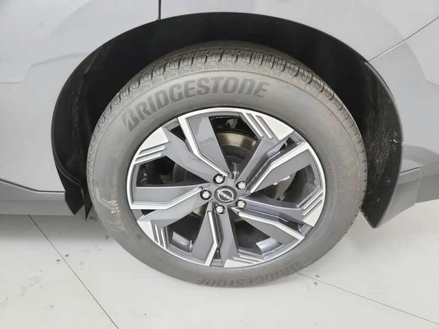New 2026 Gray Nissan SL image 54
