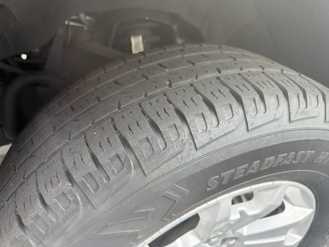 Used 2018 BLACK Chevrolet 4WD LT image 33