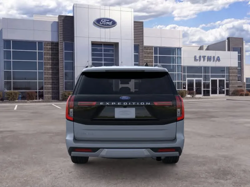 New 2026 Glacier Gray Metallic Tri-Coat Ford Platinum® image 5