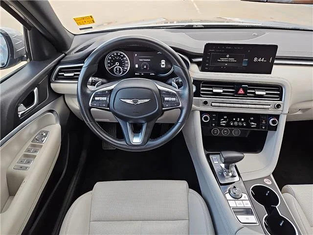 Used 2025 Savile Silver Genesis 2.5T Rear-Wheel Drive image 7