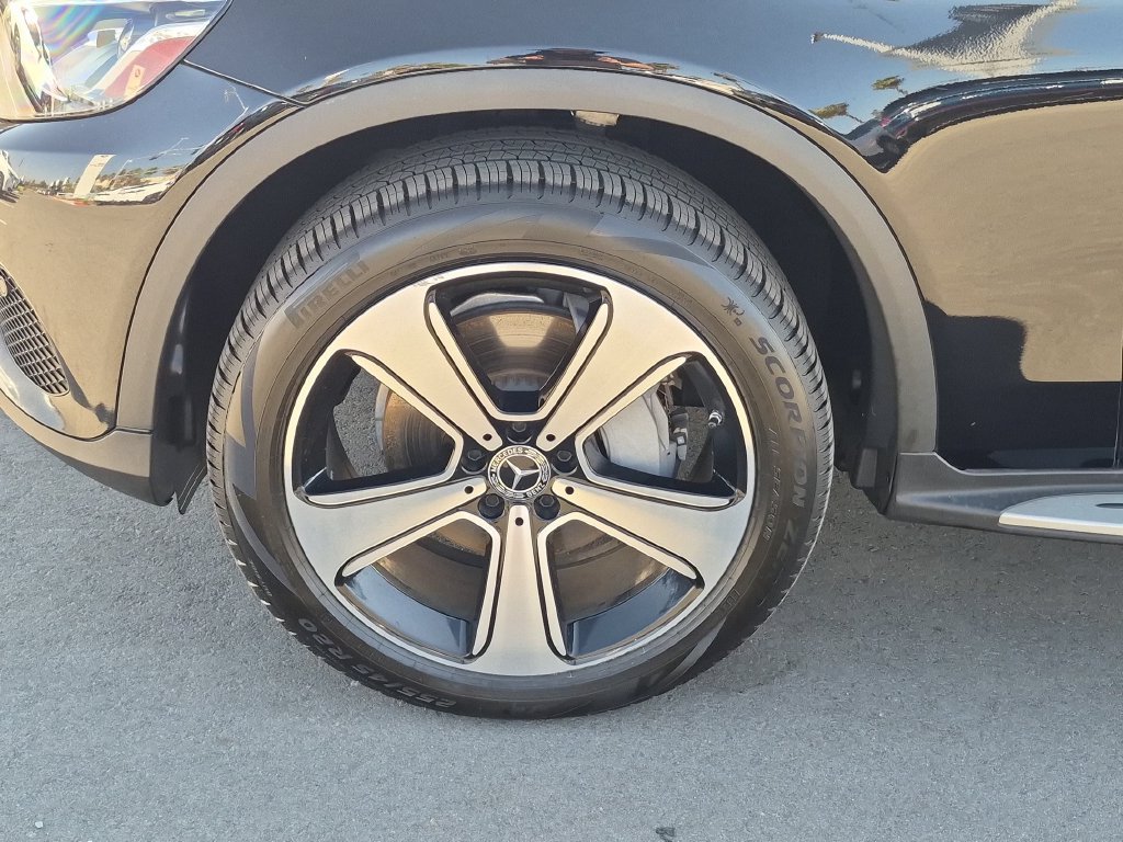 Used 2019 Black Mercedes-Benz GLC 300 Coupe image 31