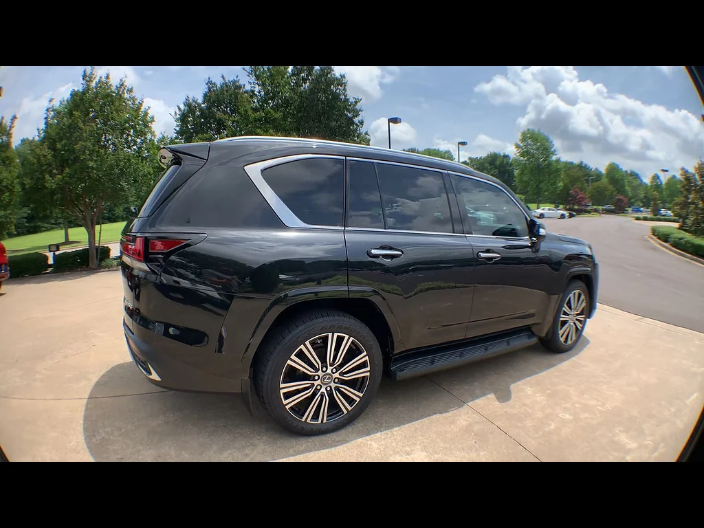 Used 2023 CAVIAR/PEPPER Lexus 600 Luxury image 8