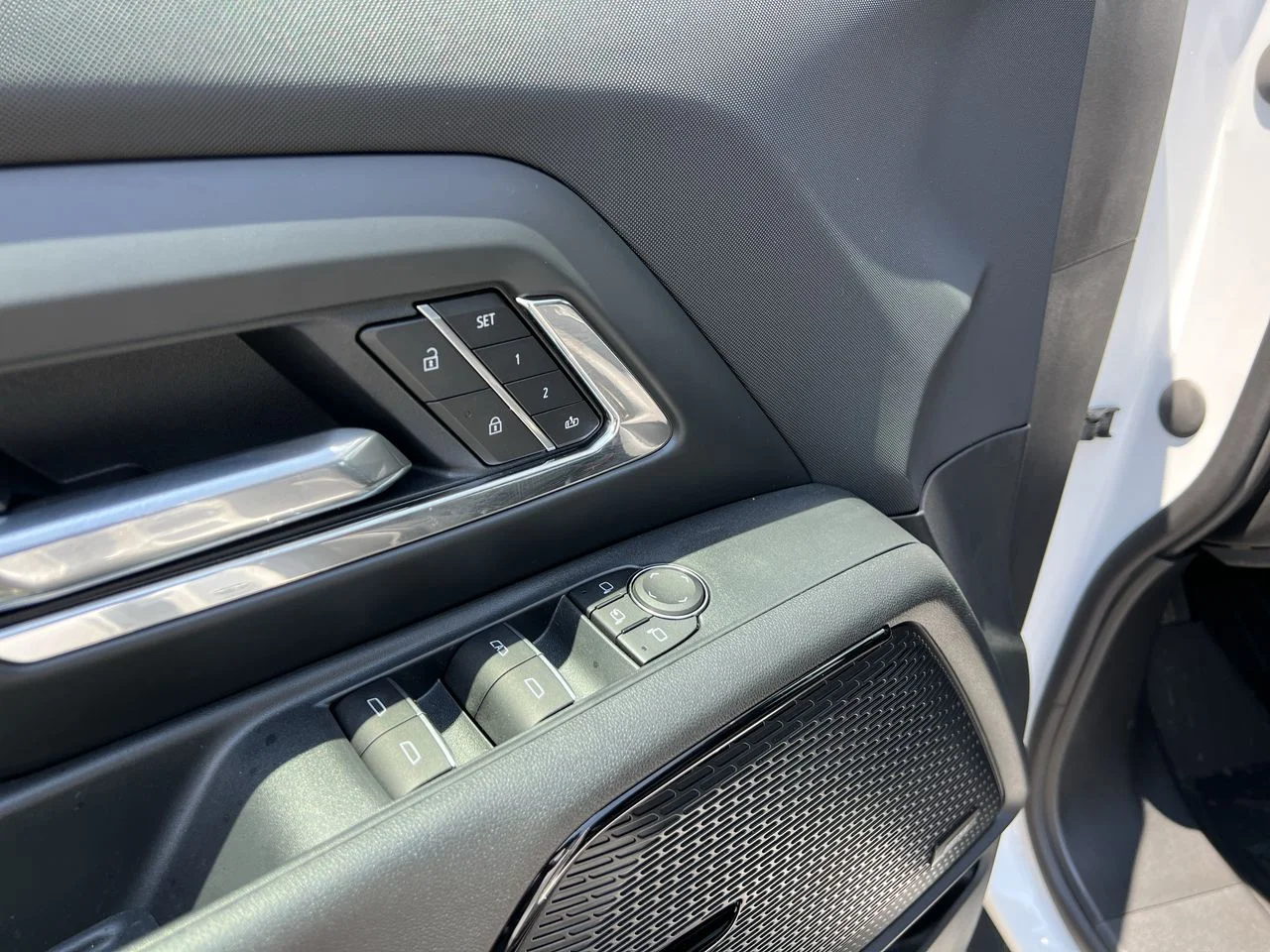 2026 Chevrolet Silverado EV LT - Photo 83