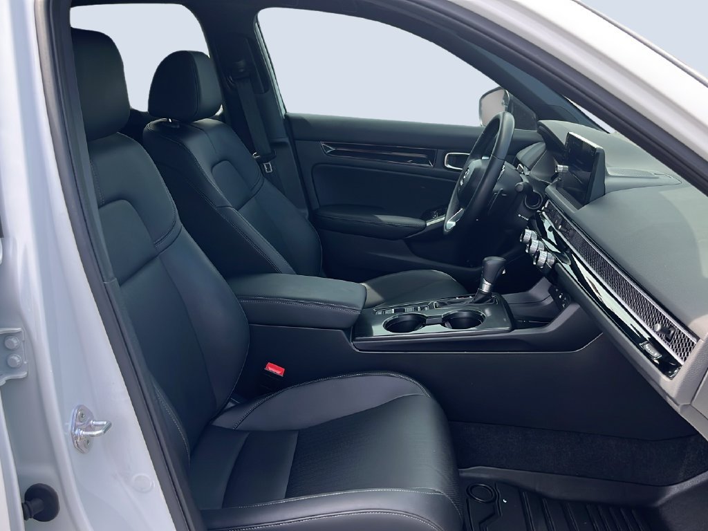 Used 2025 White Honda Sport Touring image 15