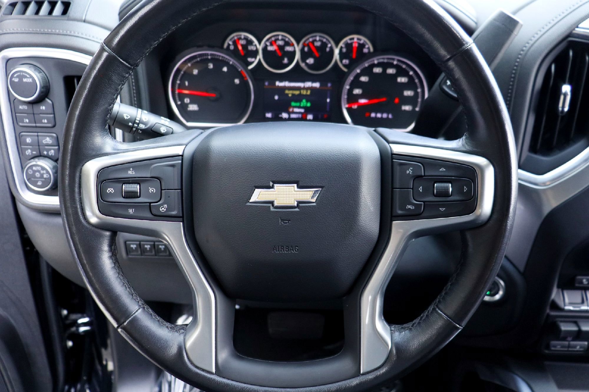 2022 Chevrolet Silverado 3500HD LTZ - Photo 11