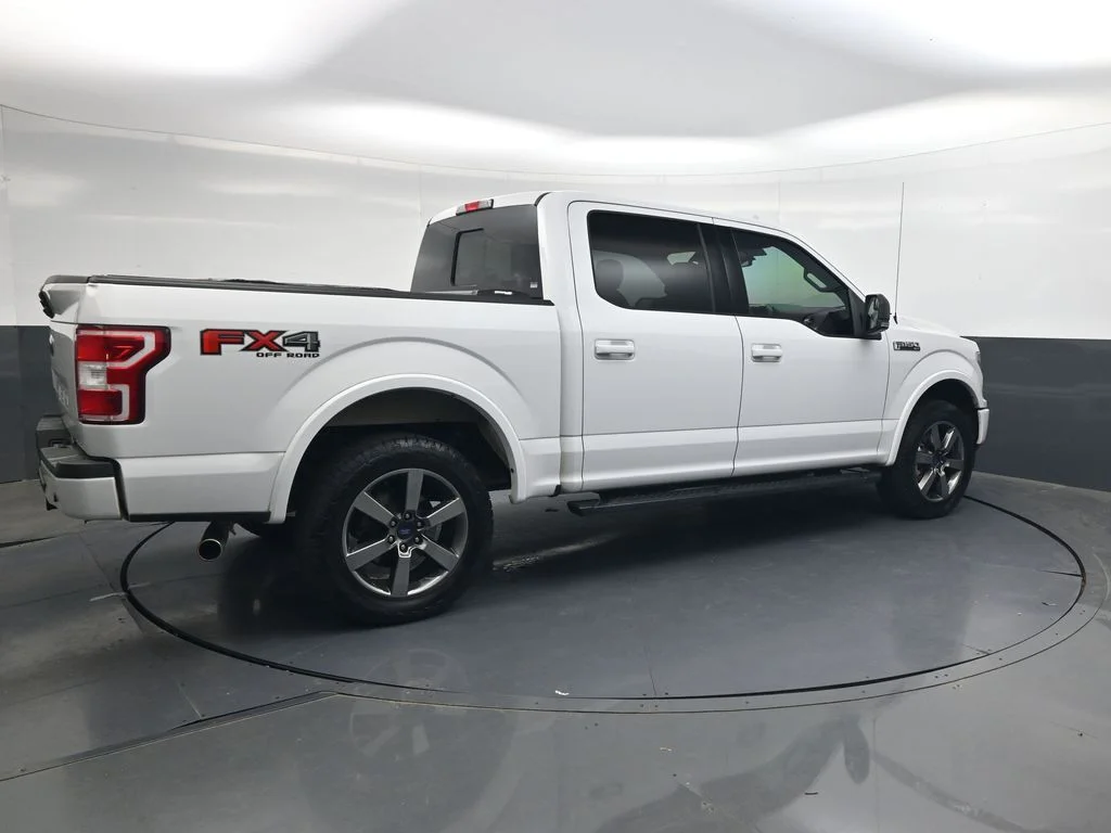 Used 2018 White Ford XLT image 4
