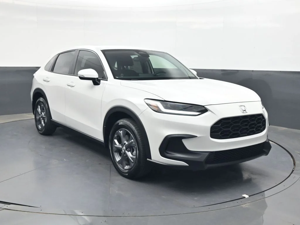 New 2026 Platinum White Pearl Honda LX image 2