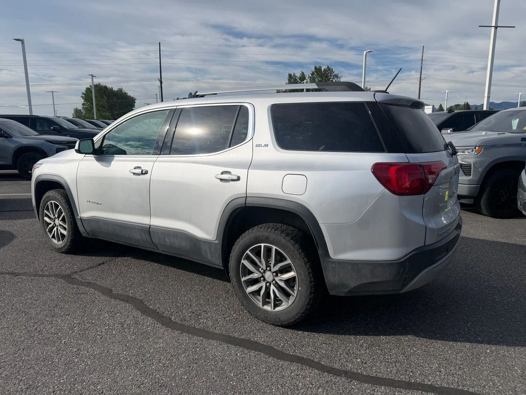 Used 2019 Silver GMC SLE-2 image 2