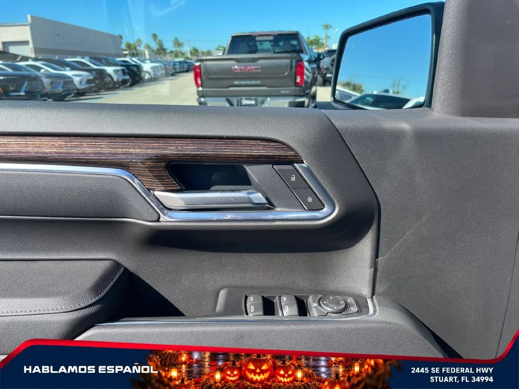 New 2026 Summit White GMC Elevation image 22