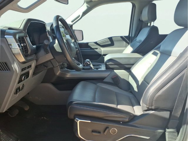 Used 2023  Ford XL image 20