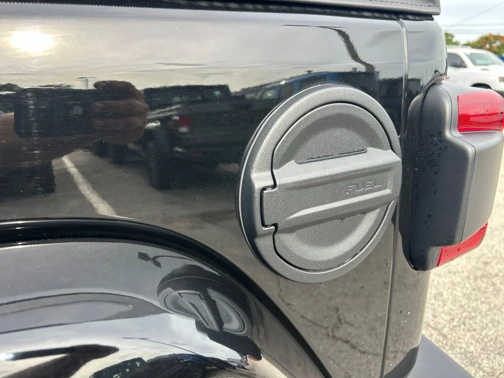Certified Used 2025 Black Jeep Sahara image 21