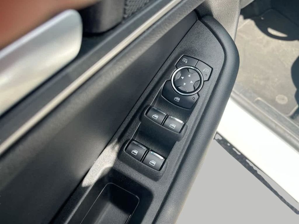 2024 Ford Edge SEL - Photo 15