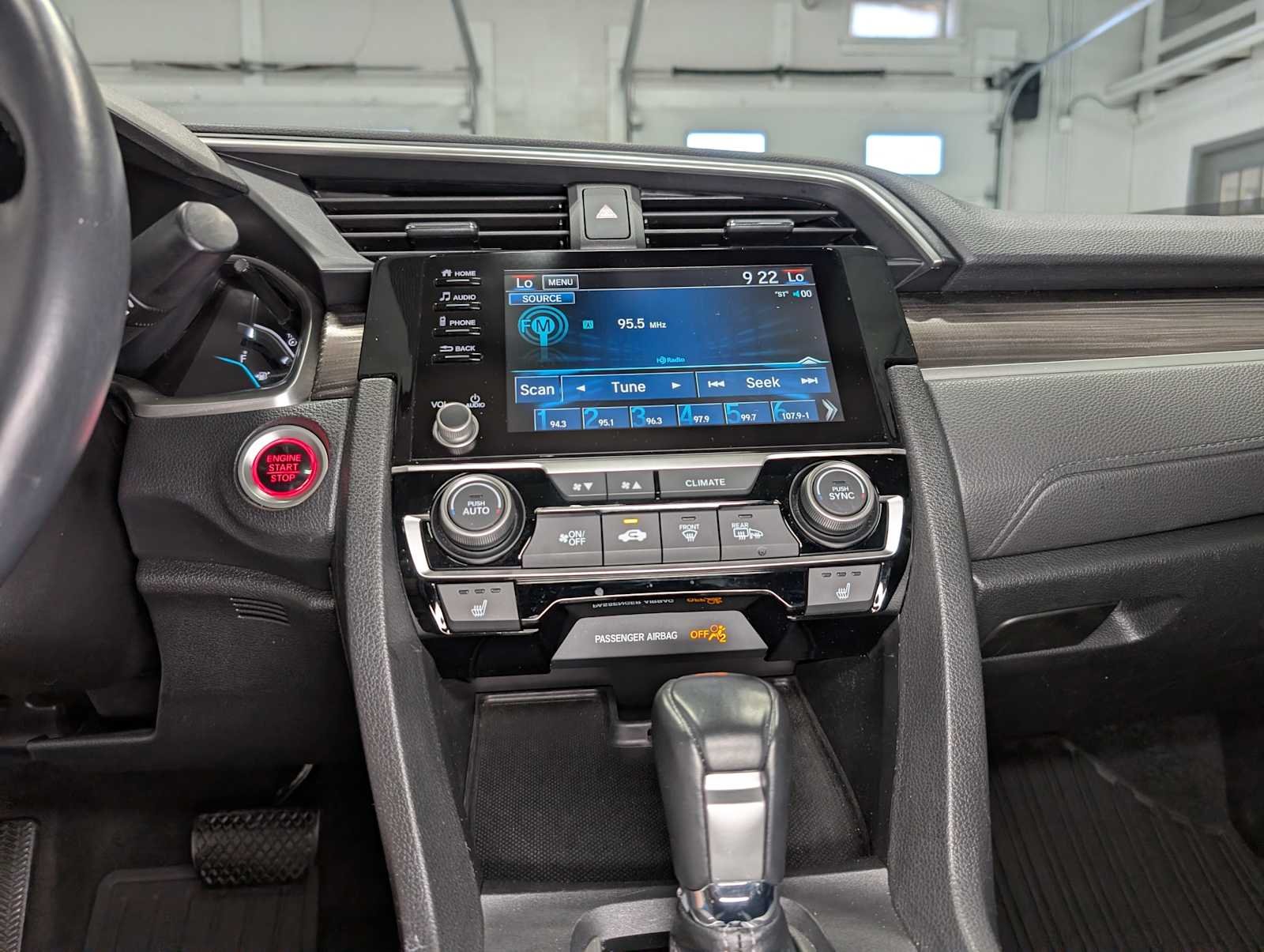Used 2020 Crystal Black Pearl Honda EX image 32