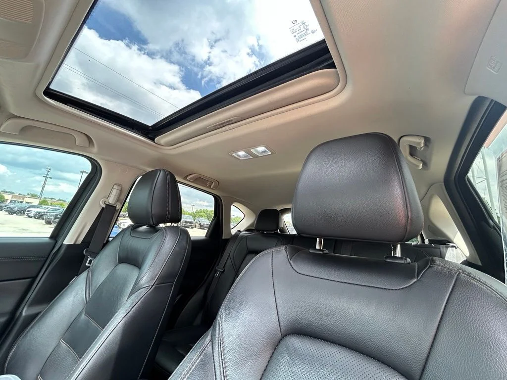 Used 2021 Black Mazda Touring image 13