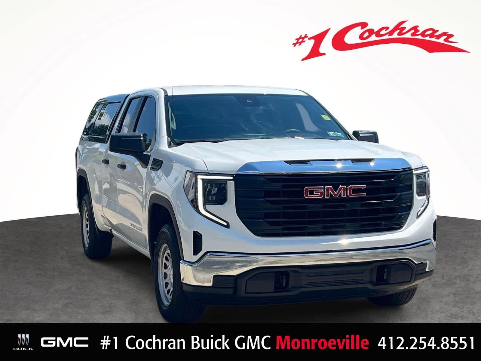 Certified Used 2023 Summit White GMC Pro image 1
