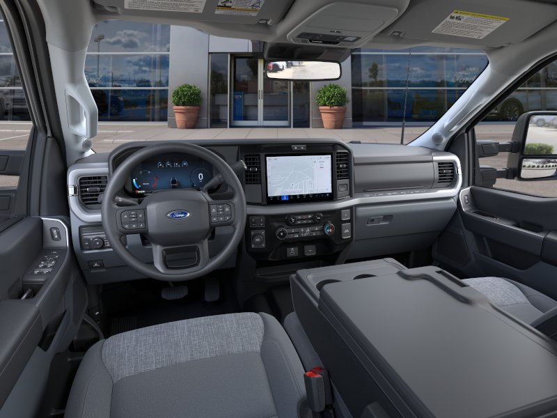New 2026 Oxford White Ford XLT image 9