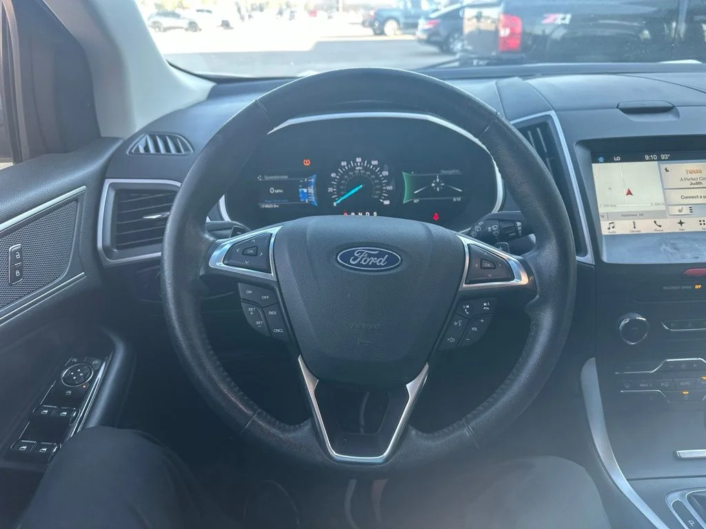 Used 2018 White Ford SEL image 10
