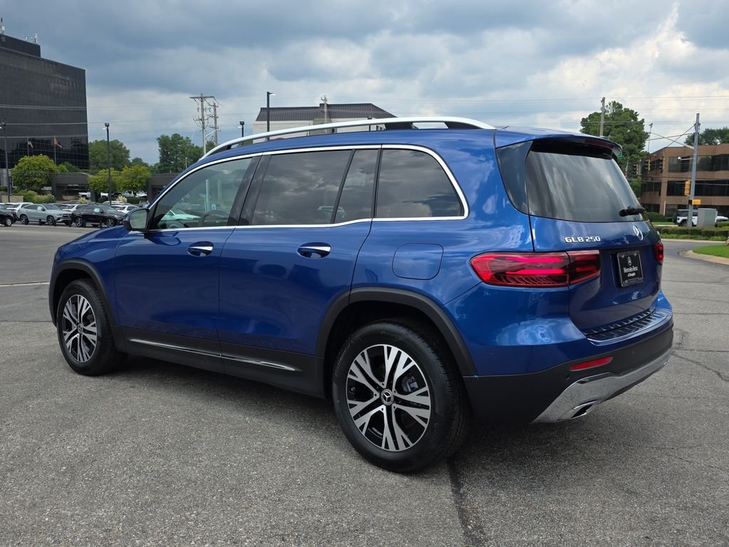 New 2026 Blue Mercedes-Benz GLB 250 image 3