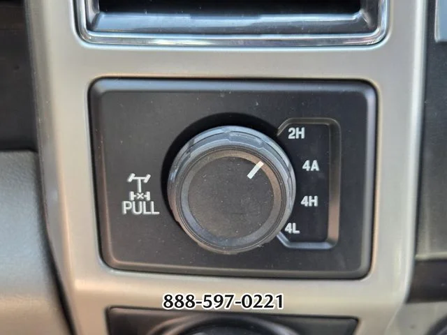 Used 2017 Ingot Silver FORD LARIAT image 25
