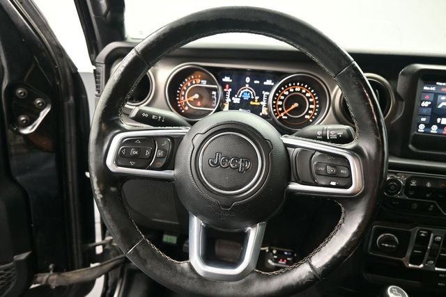 Used 2020 Black Jeep Sport image 31