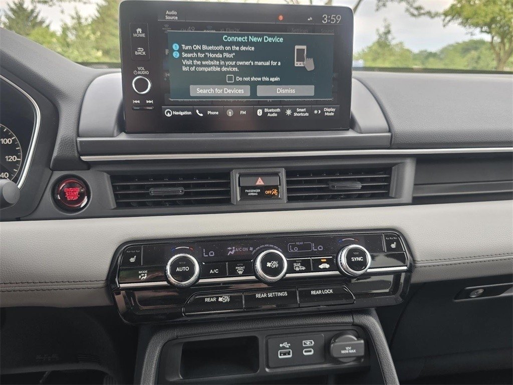 2025 Honda Pilot Touring - Photo 29