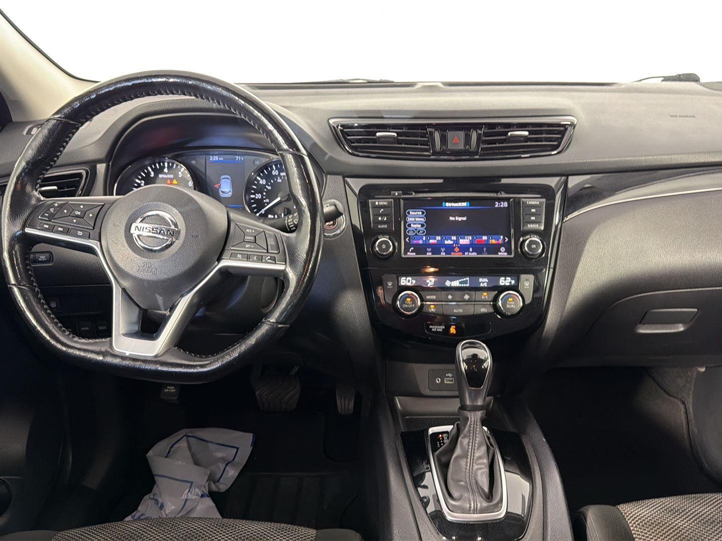 Used 2022 Magnetic Black Pearl Nissan SV image 18