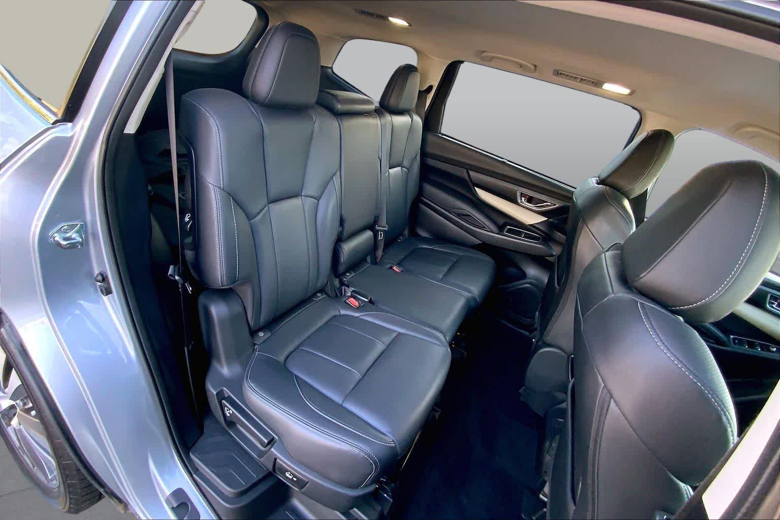 Used 2021 Ice Silver Metallic Subaru Limited image 17
