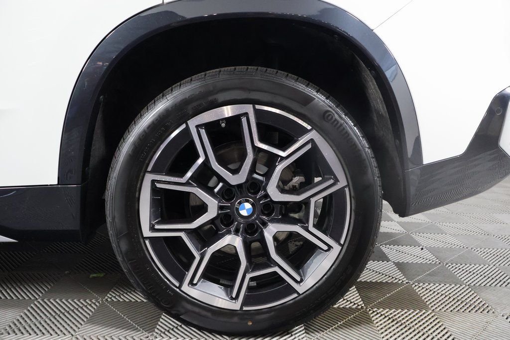 New 2027  BMW xDrive28i image 10