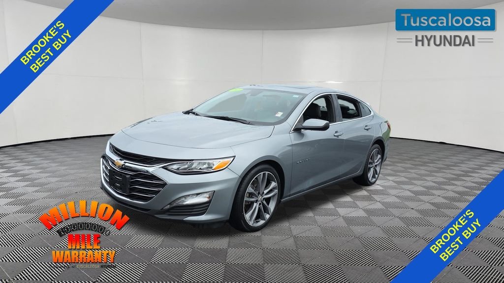 Used 2024 Gray Chevrolet LT image 3