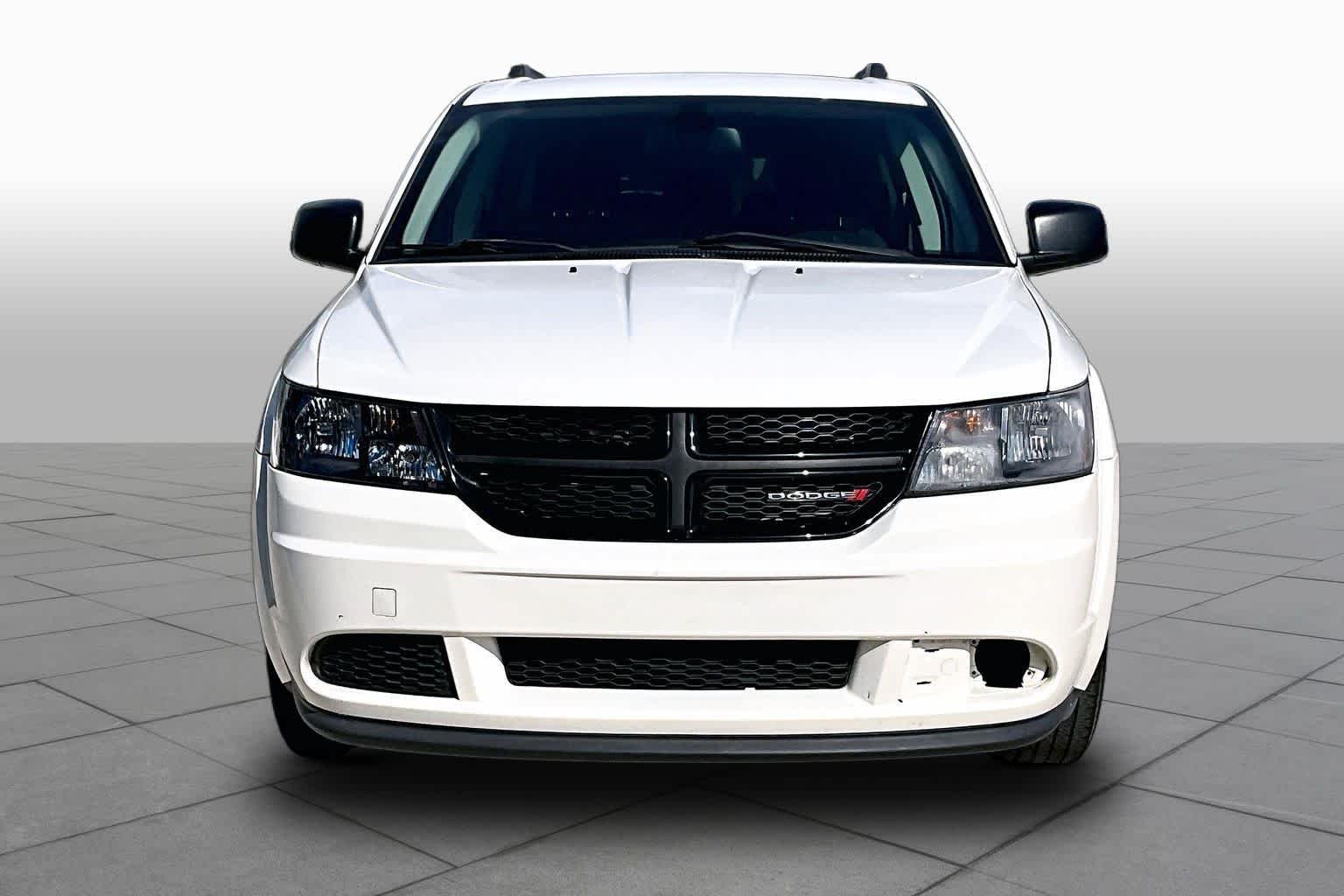Pre-Owned 2020 Dodge Journey SE Value