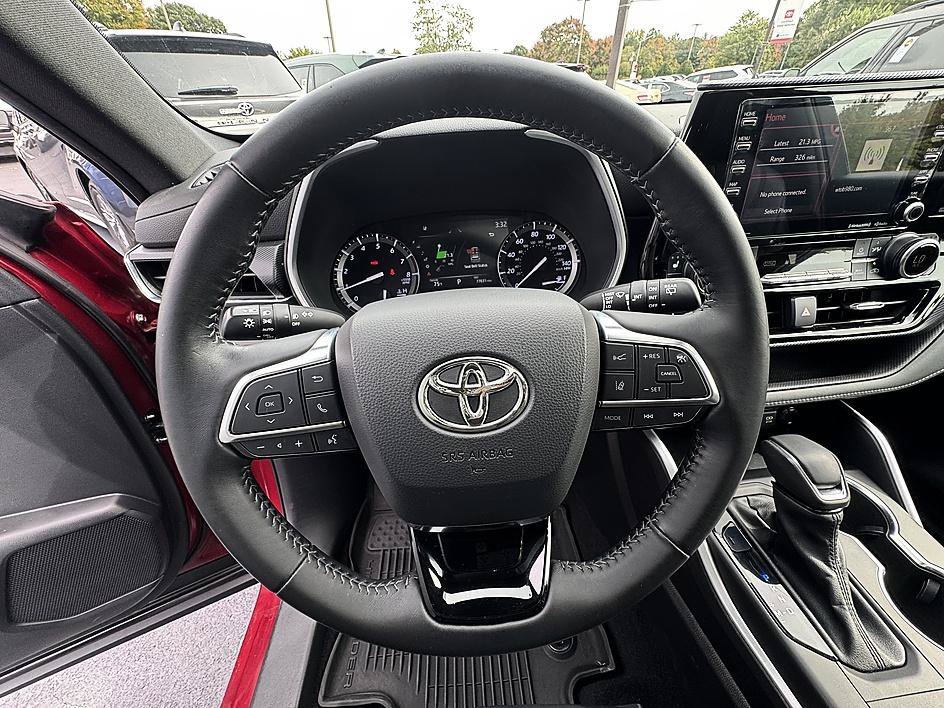 Used 2021 Ruby Flare Pearl Toyota XSE image 14