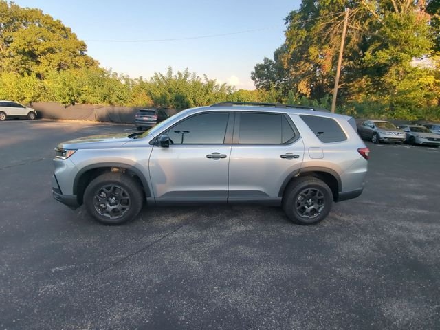 Used 2025 Lunar Silver Metallic Honda TrailSport image 11