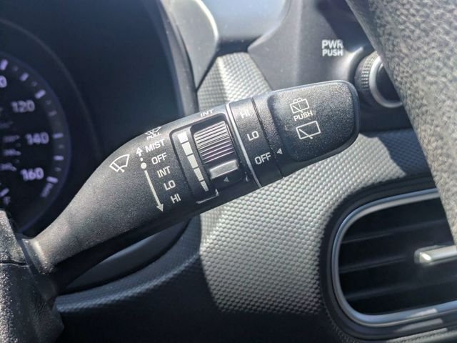 Used 2019 White Hyundai SE image 26