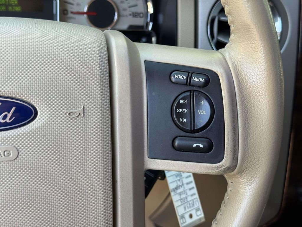Used 2013 Blue Ford XLT image 13