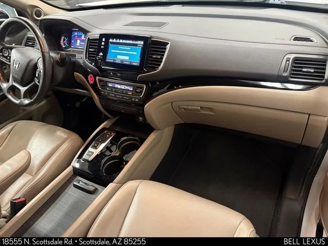 Used 2021 White Honda Touring image 13