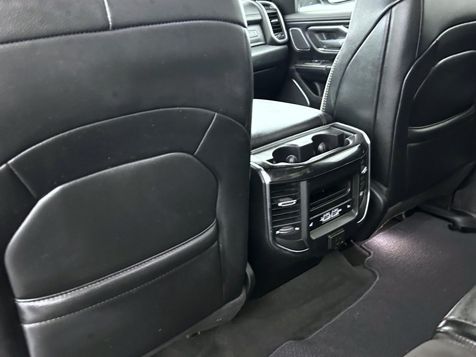 Used 2020 Black Ram Laramie image 21