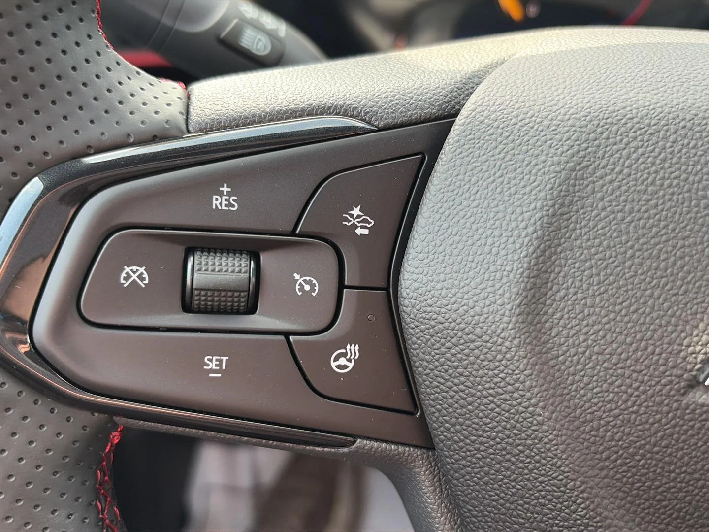 2026 Chevrolet Trax RS - Photo 29